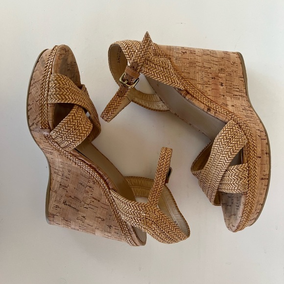Stuart Weitzman Beige Raffia Cork Wedge Sandals, Size 10 - Picture 10 of 13